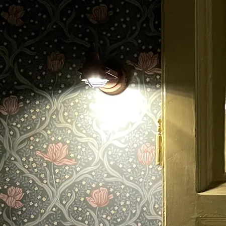 Metropolis Boutique לינה וארוחת בוקר 4*