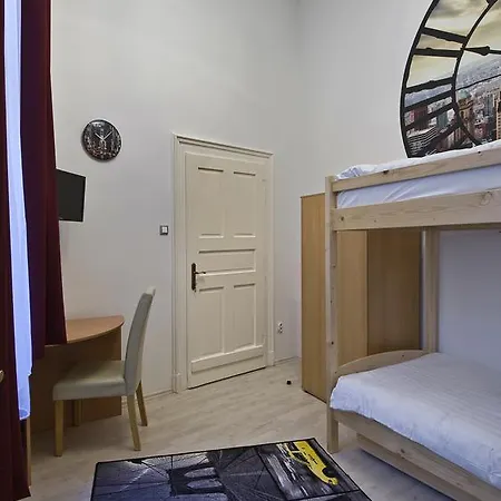 Metropolis Boutique Bed and breakfast