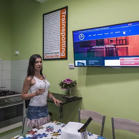 Metropolis Boutique 4*