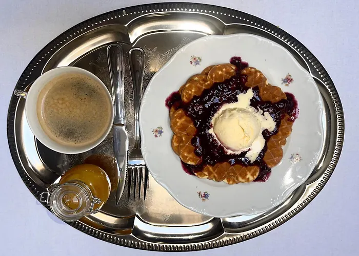 Metropolis Boutique 4*